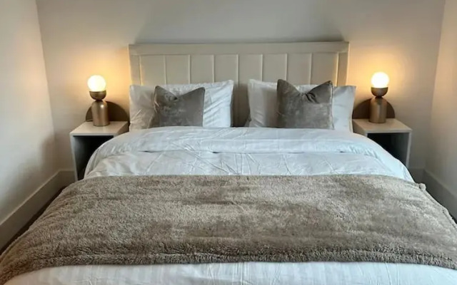 Exquisite 2-bed Apartment in Central London