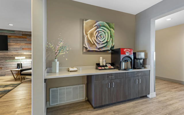 Best Western Plus Killeen/Fort Cavazos Hotel & Suites