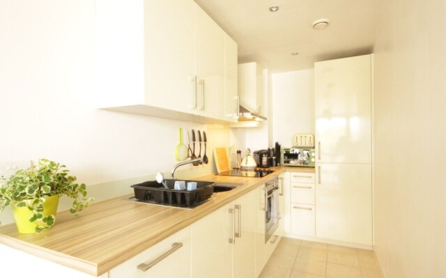 Marina Water View Apartment