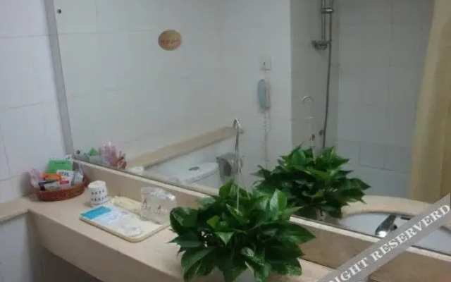 Nanhua Hotel