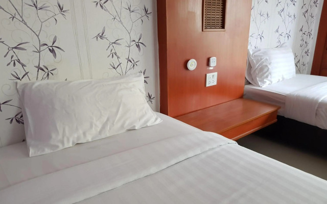 PoonSook Resident Hotel