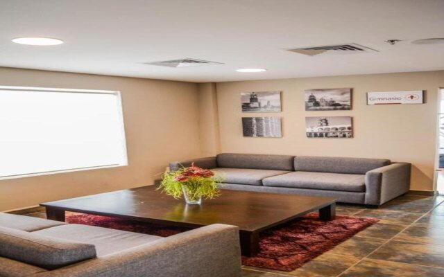 Stain Loft & Suites