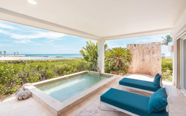 Apt w 2br-beachfront Private Pool in Sotogrande