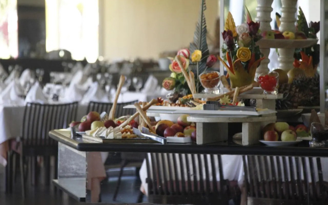 Occidental Arenas Blancas