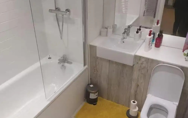 Central 1 Bed-self Checkin, Min-arena, 7d-discount
