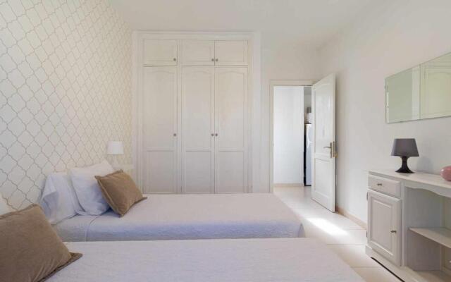 Mahostly Apartamento Comillas SC