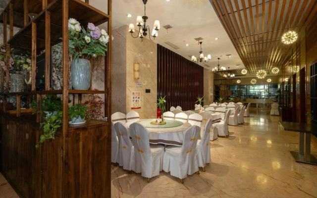 Jinyue Hotel
