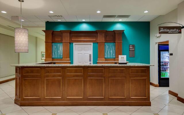 Hilton Garden Inn Lake Forest Mettawa