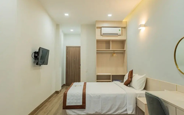 Yurii Hotel