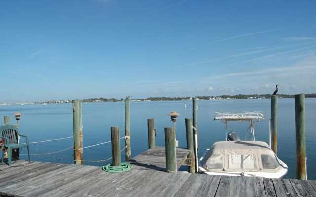Coquina Moorings 106