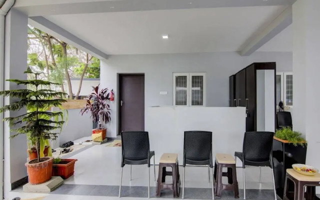 Royal Stay by OYO Rooms