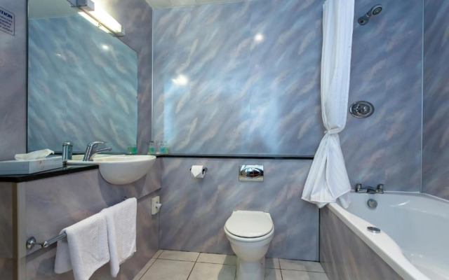 Britannia Adelphi Hotel