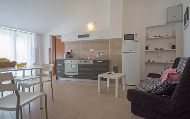 Apartment Sabina - 100m from sea: A5 Crikvenica, Riviera Crikvenica