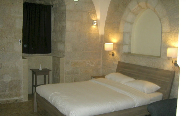 St. George’s Cathedral Pilgrim Guesthouse – Jerusalem