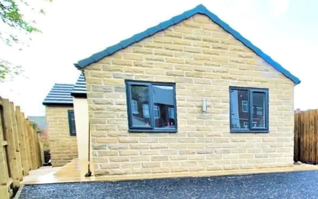 2 Bed Bungalow - Enclosed Garden - Wheel Chair Acc