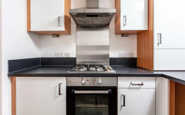 Elms Way No33 - Donnini Apartments