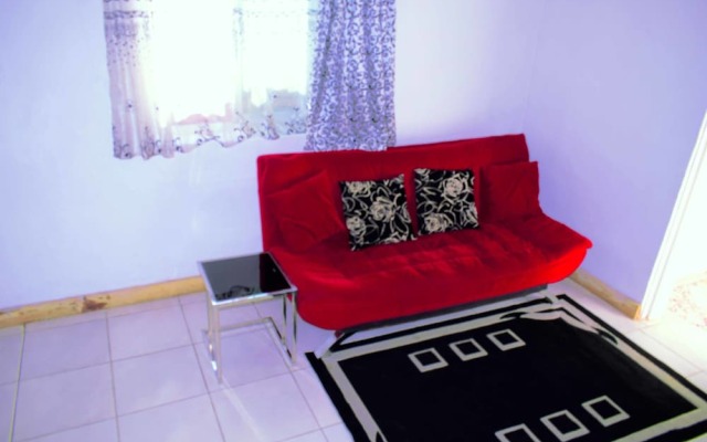 Spendwise Lodge and Apartments