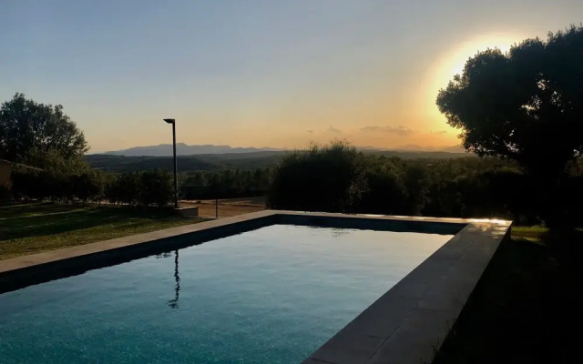 Modern Mansion in Pontós With Private Swimming Pool