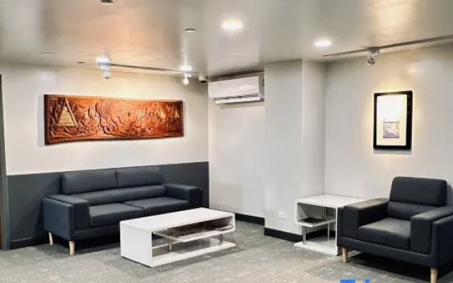 West Plaza Hotel at Lebuu Street