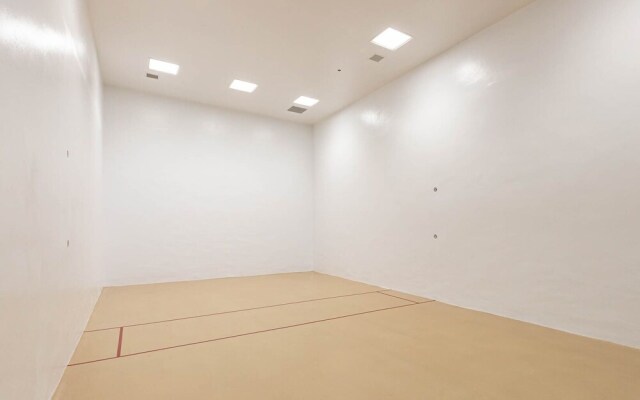 Phoenix X 404 3 Bedroom Condo