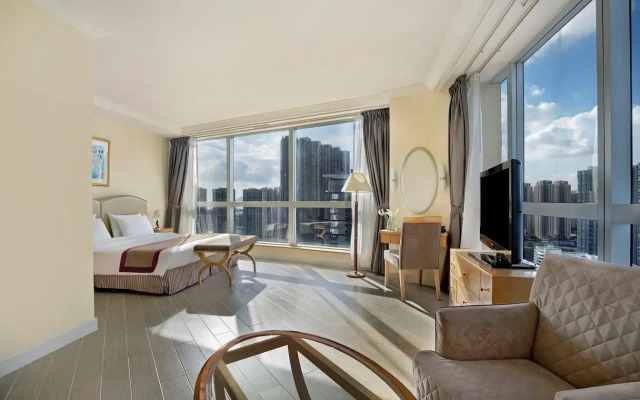 Harbour Plaza Resort City