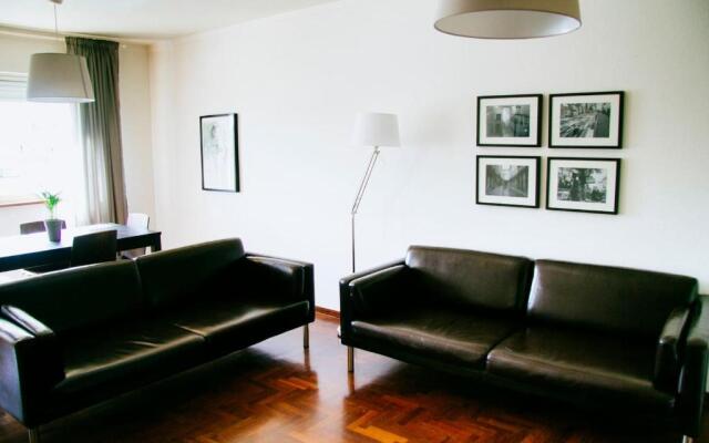 Typical Apartment in Lisbon, Campo Grande (Parking included)