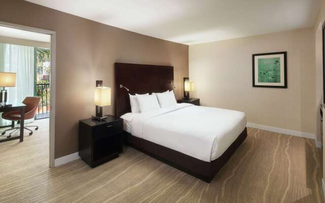 DoubleTree by Hilton San Diego - Hotel Circle