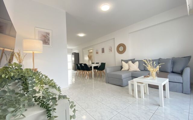 Phaedrus Living Town Flat Stephania 302