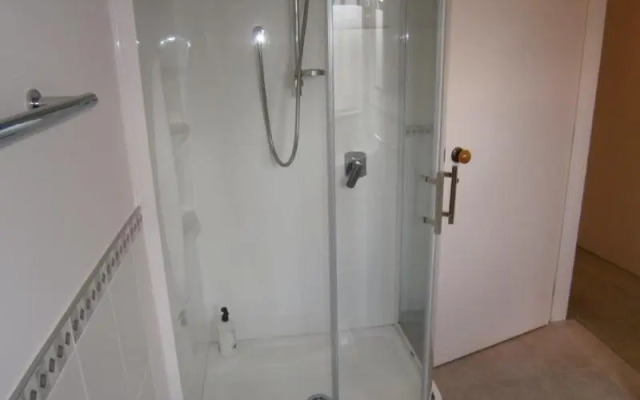 Baskervilla - Whangamata Holiday Home