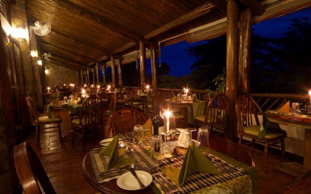 Paraa Safari Lodge