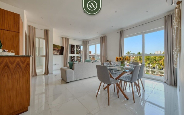 Equipped 2BR Condo in Versalles - Pool - King Bed