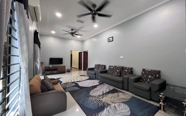 Nurbayu Villa (3 and 4 bedroom Villa) Kemaman