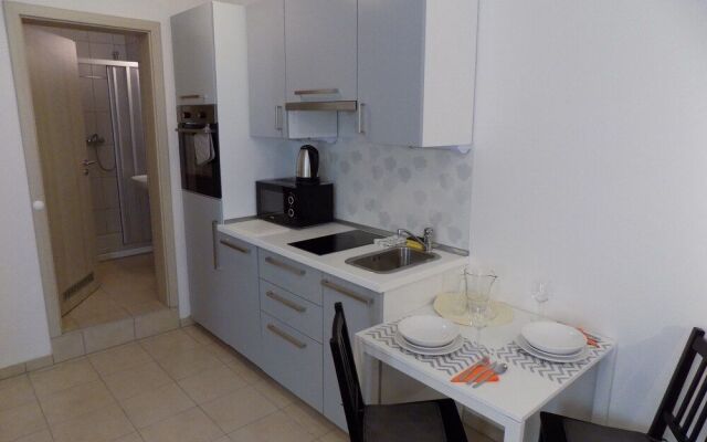Karlsbad Apartments