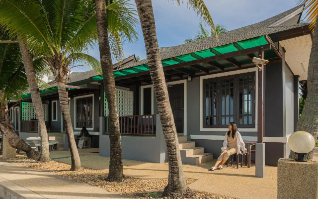 Baan Faa Talaychan Resort
