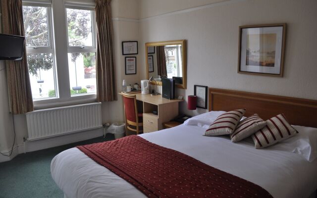Hayward’s at the Grasmere