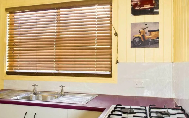 Lee Farm Stay Cottages