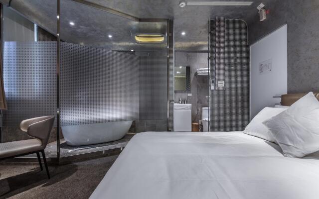 Reality Design Inn