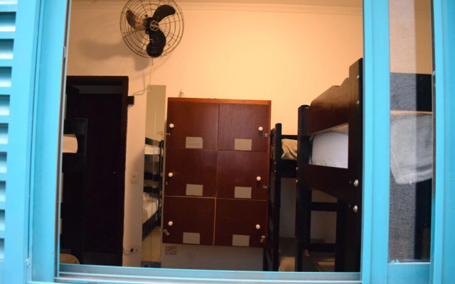 Hobi Hostel Bar & Lounge