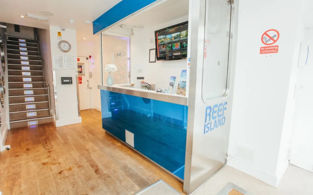 Reef Lodge Apartments