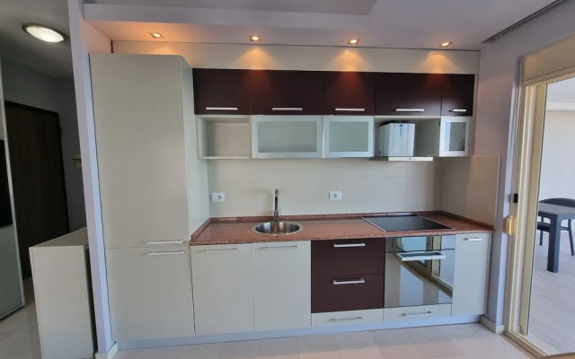 Bes' Sea View Studio