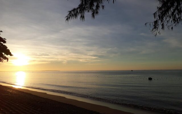 SandBeach Resort