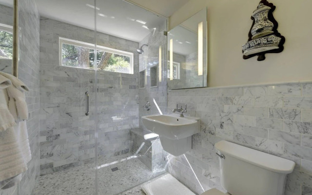 Modern Charm