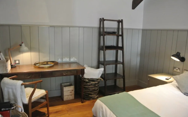 The Crown Pub, Dining & Rooms