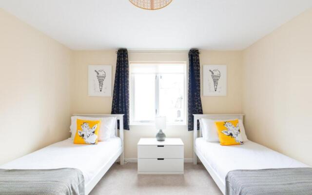 Modern, 2 bedroom apartment in centre of Southsea