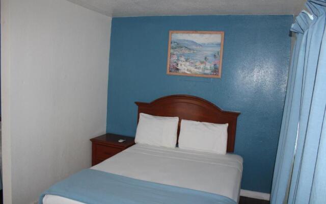 Oceanside Inn and Suites