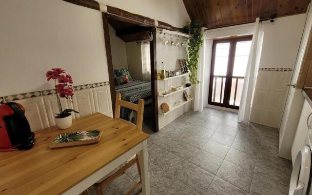 Beach at 40 meters, FREE parking, WI-FI, AC