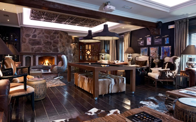 El Lodge Ski and Spa