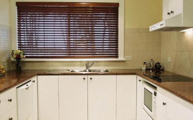 Waverley House Cottages