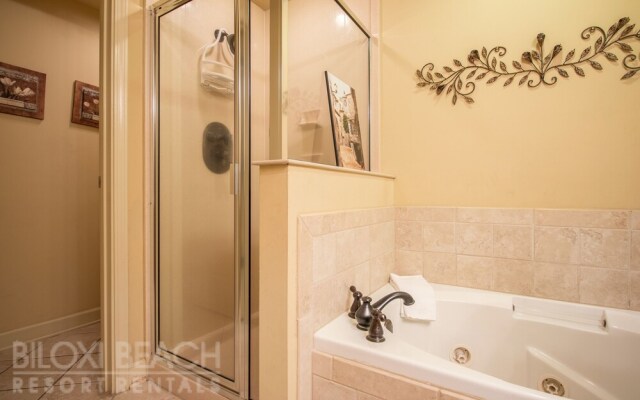 Sienna-Sienna 1201 Penthouse