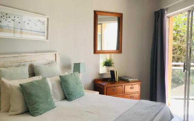 9 Casablance Ballito~Beach on your doorstep.
